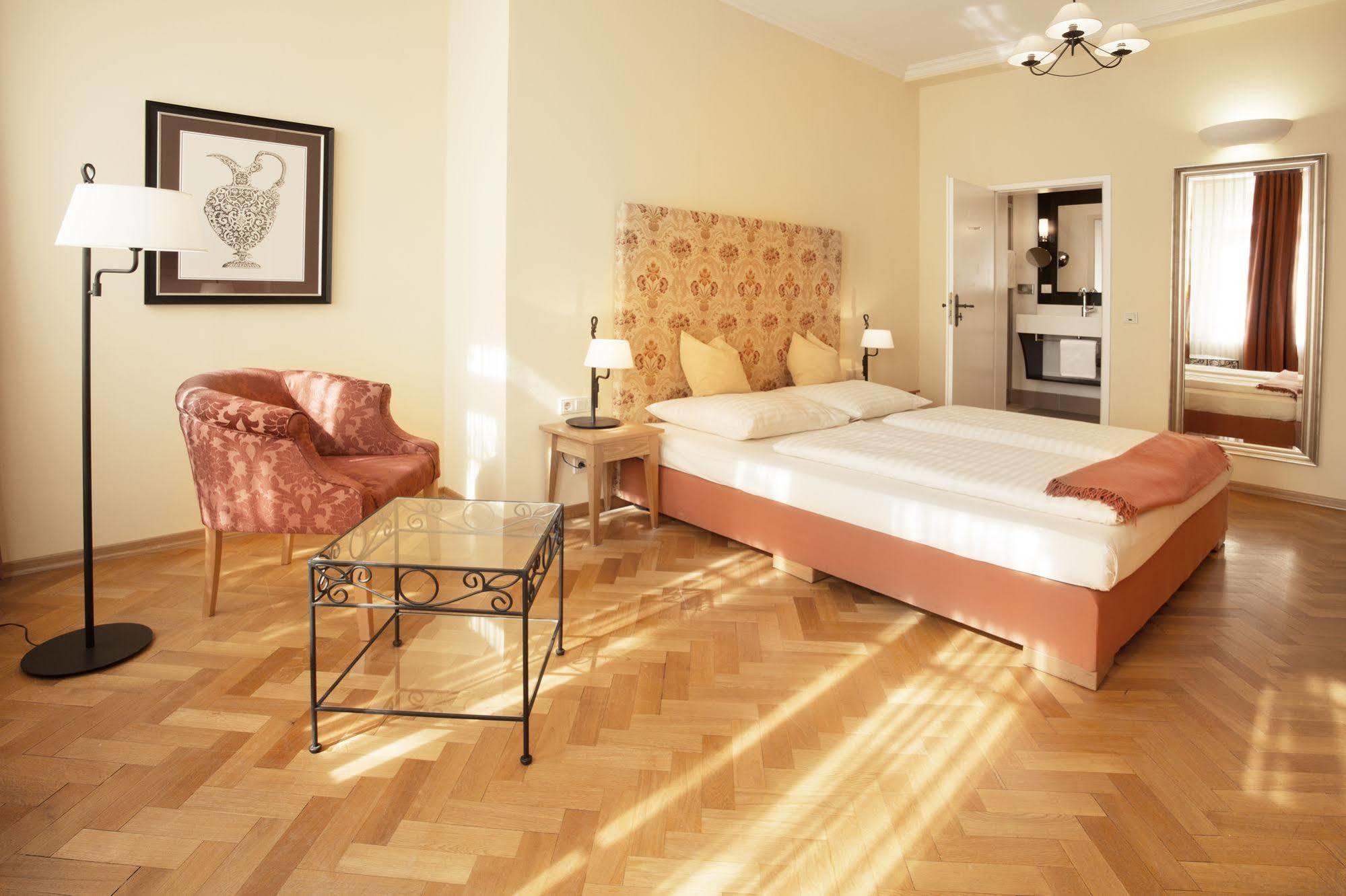 Hotel Villa Florentina Frankfurt am Main Exterior photo